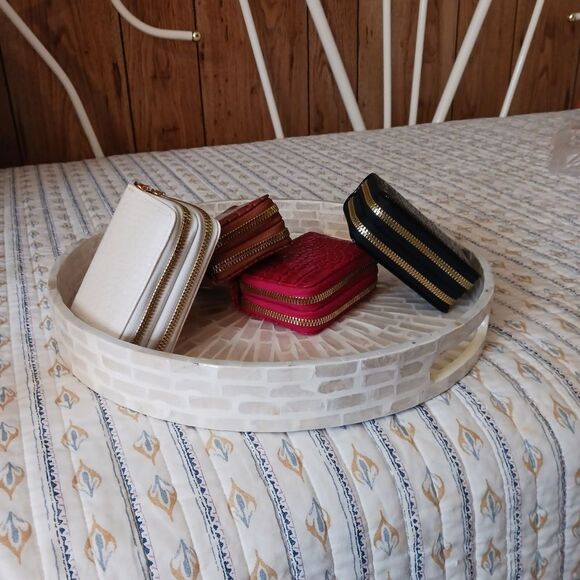 Women's RFID Wallets in RED and BROWN - Picture 2 of 15